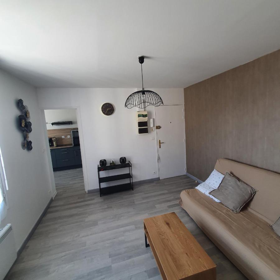 Appartement De La Tour Épernay Exteriér fotografie